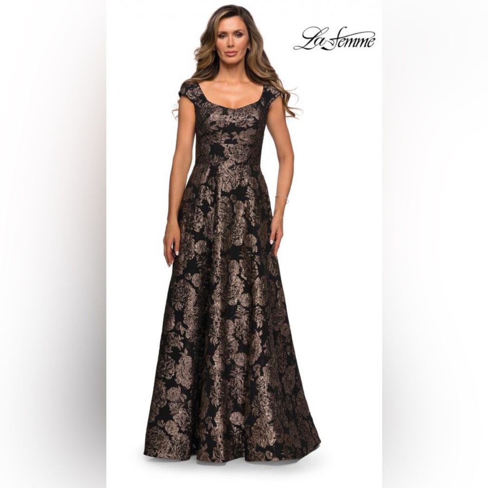 Black and Gold Black tie dress La Femme 27999 evening formal sparkle metallic